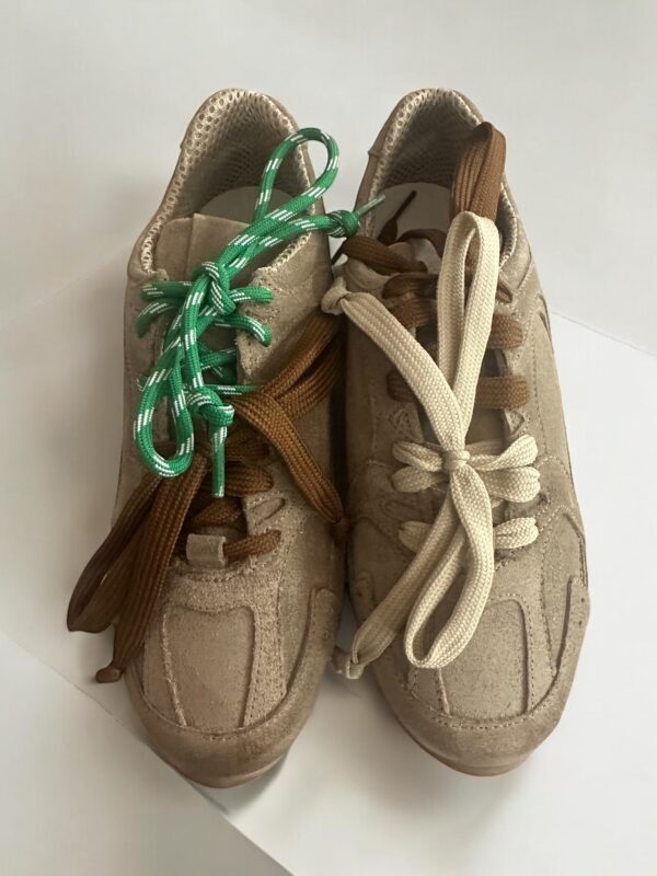 sneackers divine follie in camoscio doppi lacci taupe