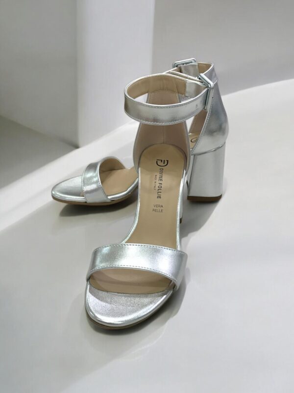 Sandalo Argento divine follie