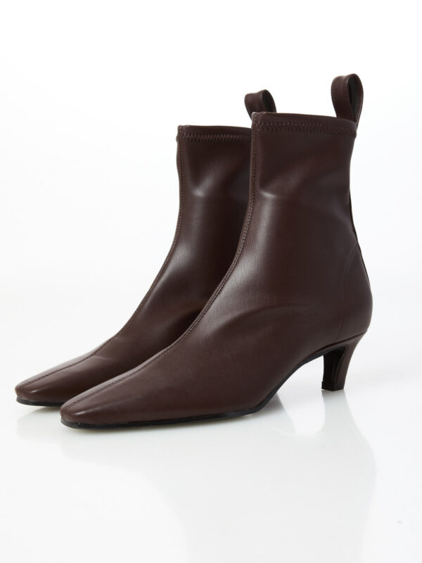 Tronchetto stretch con tacco