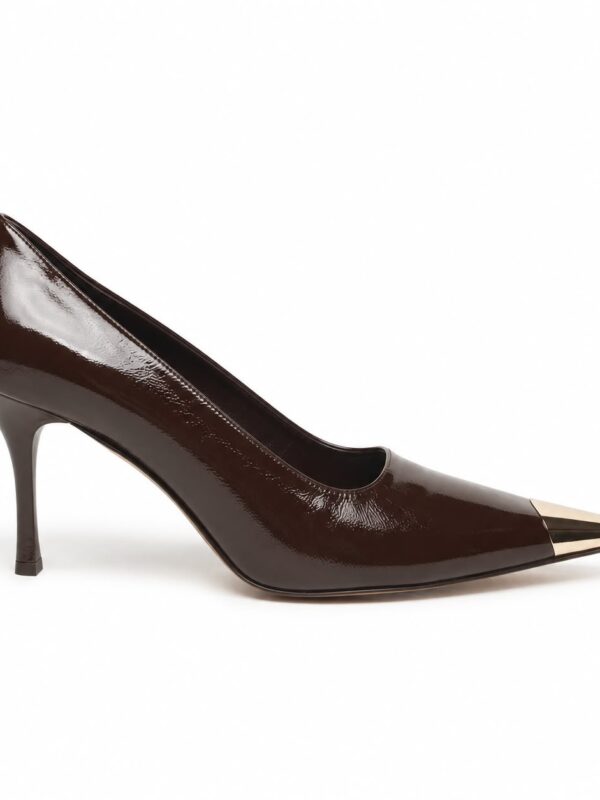 Décolleté con Punta Metallica vernice bruciato Divine Follie