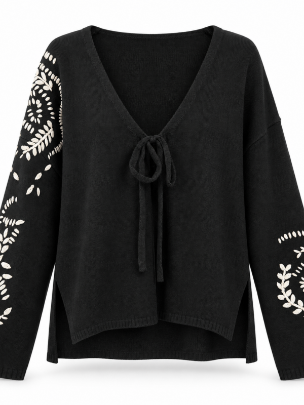 Cardigan corto nero con ricami sulle maniche – Bejade